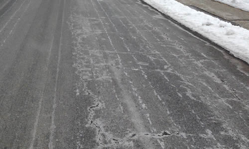 Parking Lot Salting Services for Homes and Businesses near me Green Bay Wisconsin